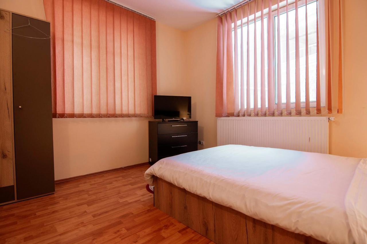 Privilegio 148 Sambata Sîmbăta de Sus Exteriör bild