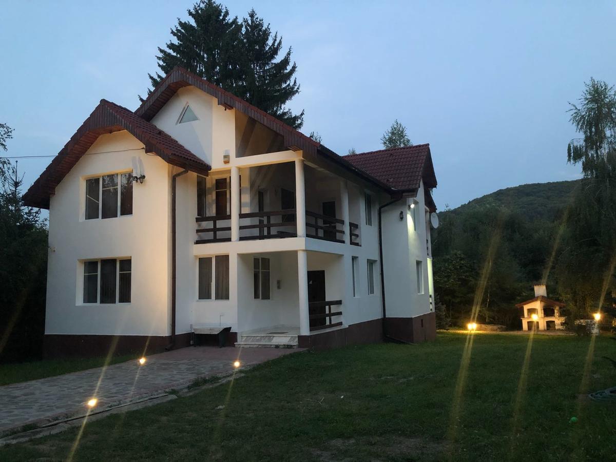 Privilegio 148 Sambata Sîmbăta de Sus Exteriör bild